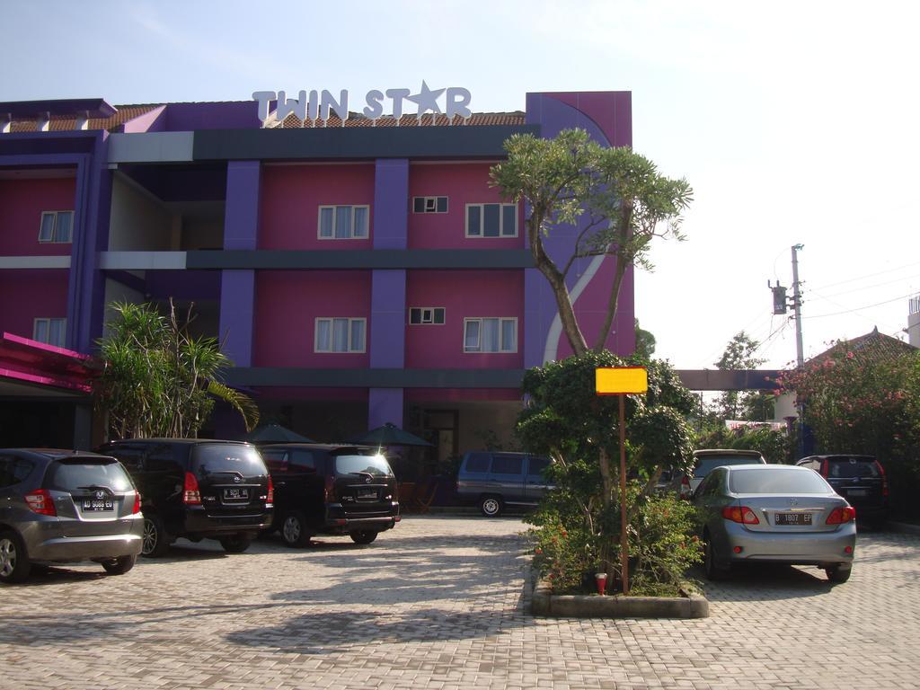Hotel Twin Star Solo Zewnętrze zdjęcie